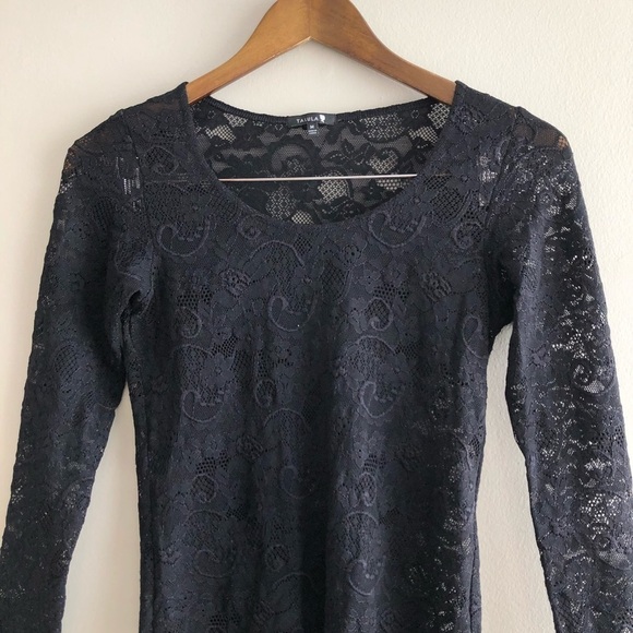 🚨3/$20🚨 Talula Aritzia Lace Long Sleeve Scoop Neck Stretchy Mini Dress Black - Picture 3 of 12